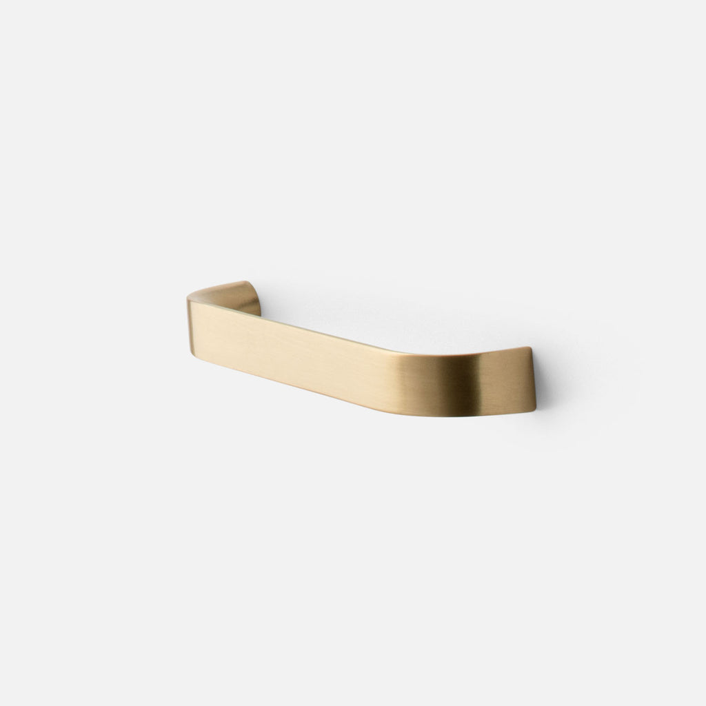 Cascade Pull::Natural Brass::Hover