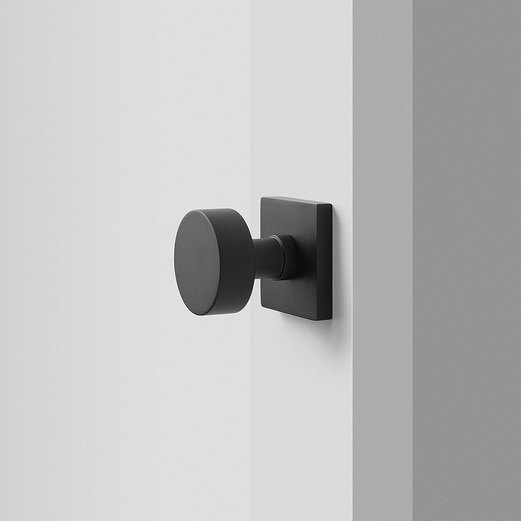 Berlin Door Set with Cylinder Knob - Flat Black:hover