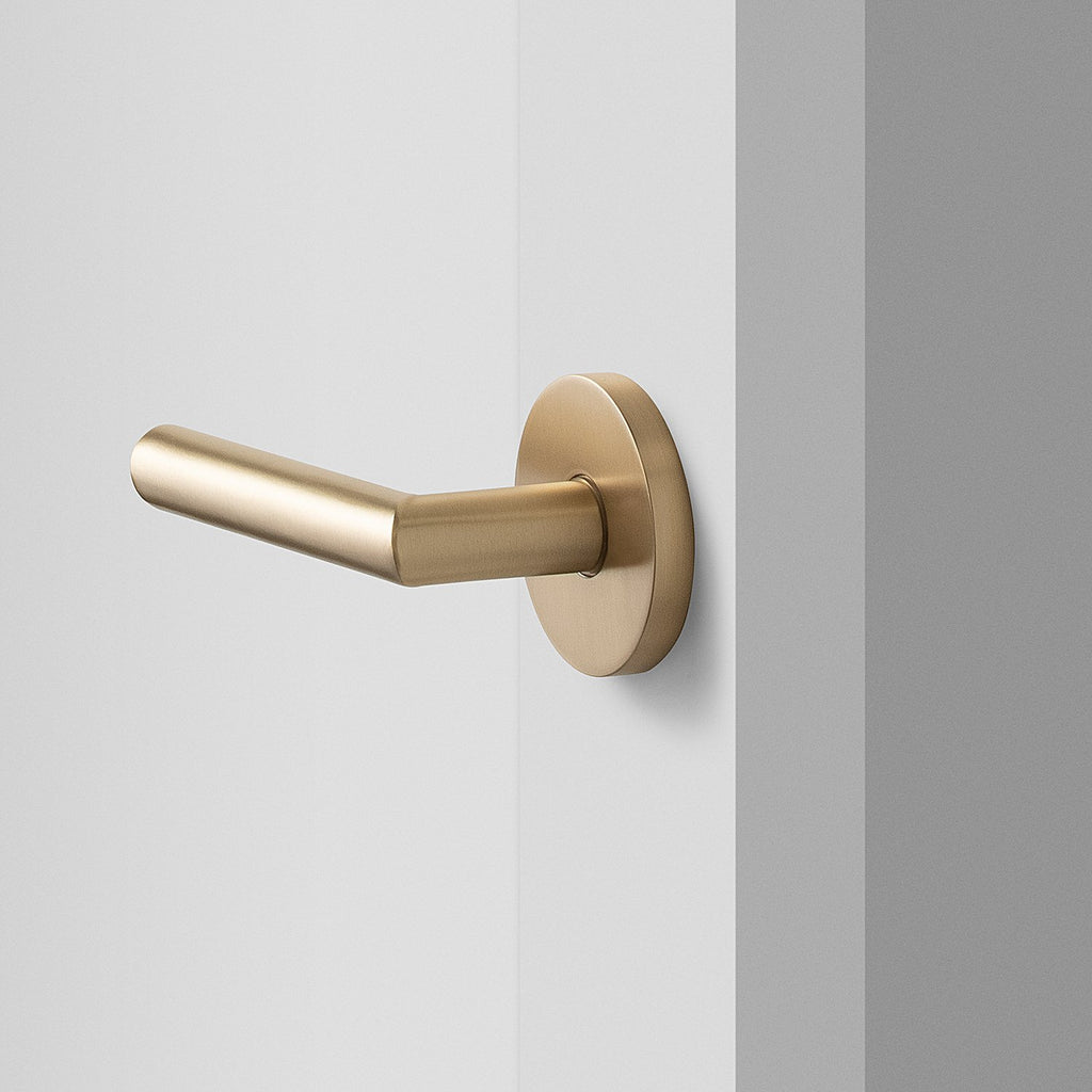 York Door Set with Otto Lever - Satin Brass:hover